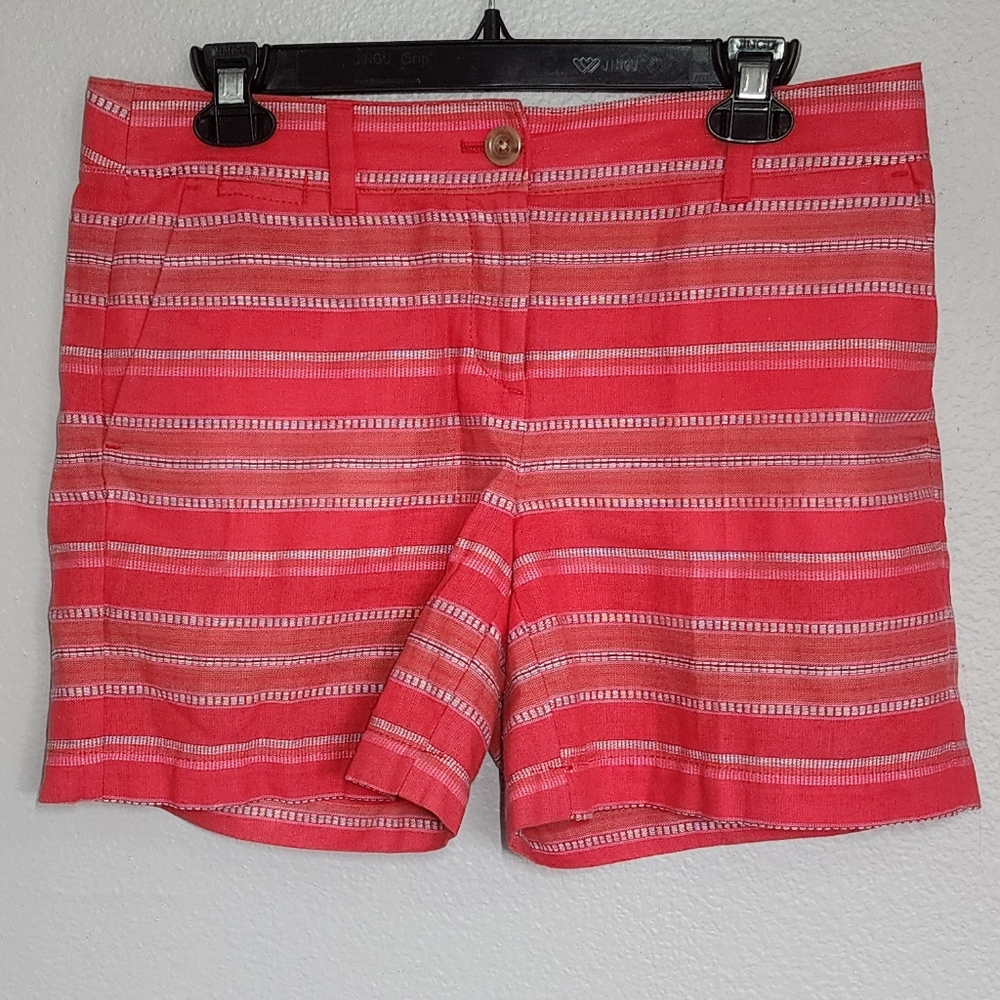 LOFT CORAL RED SHORT/SIZE 4
